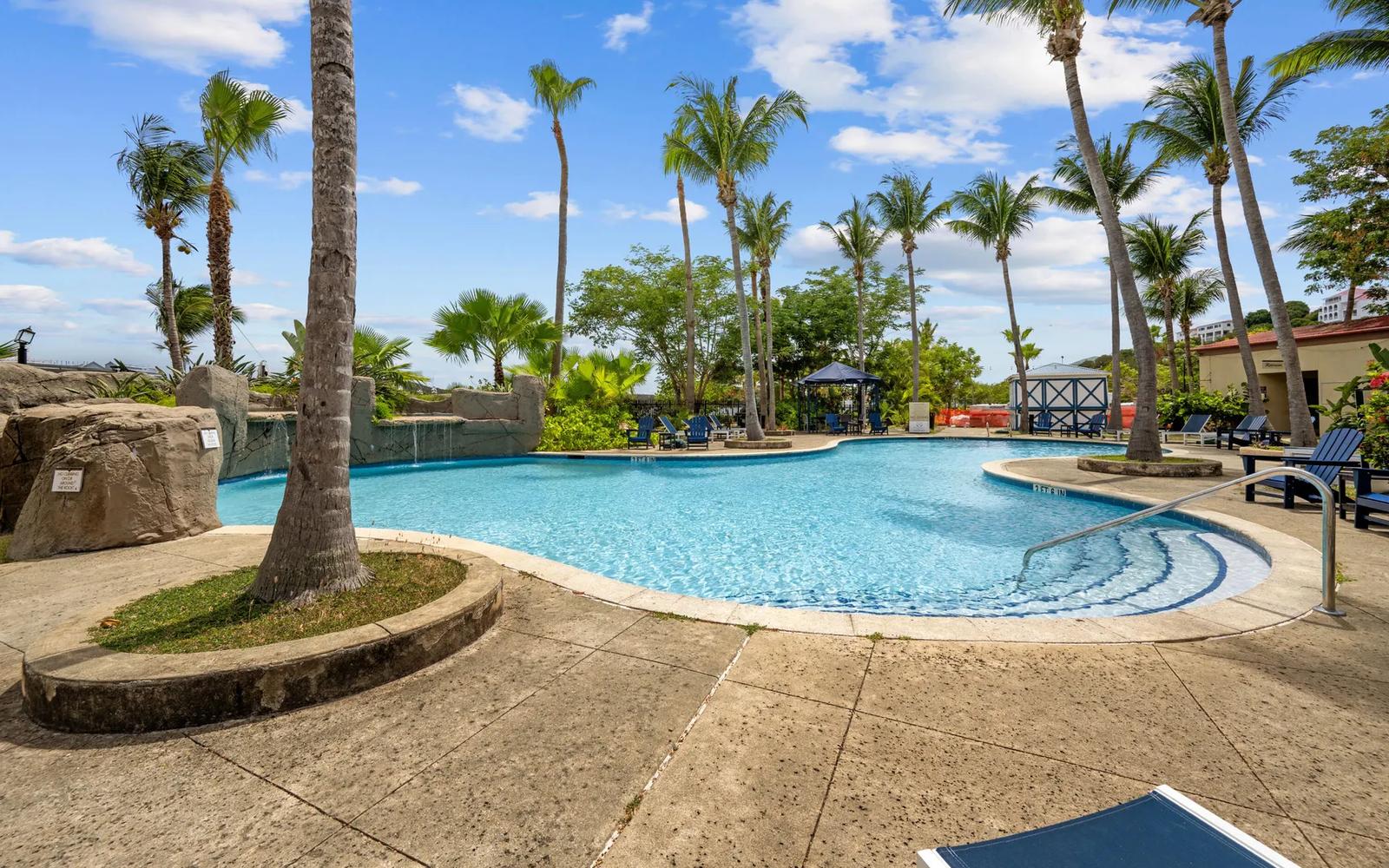 3 Bed 3.5 Bath Condo at Yacht Haven Grande — photo 3