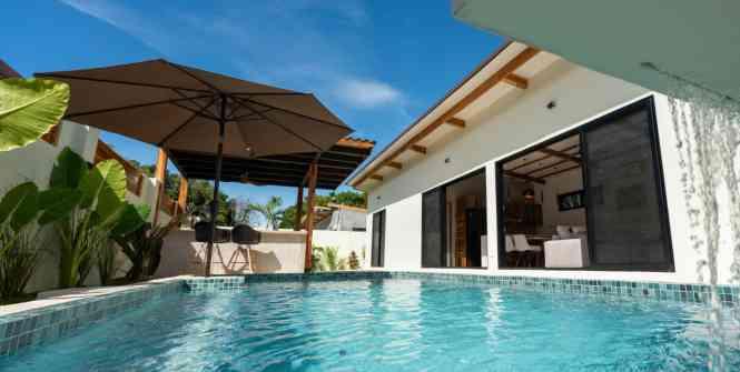 Townhouse for sale in Coronado, Panama — photo 1