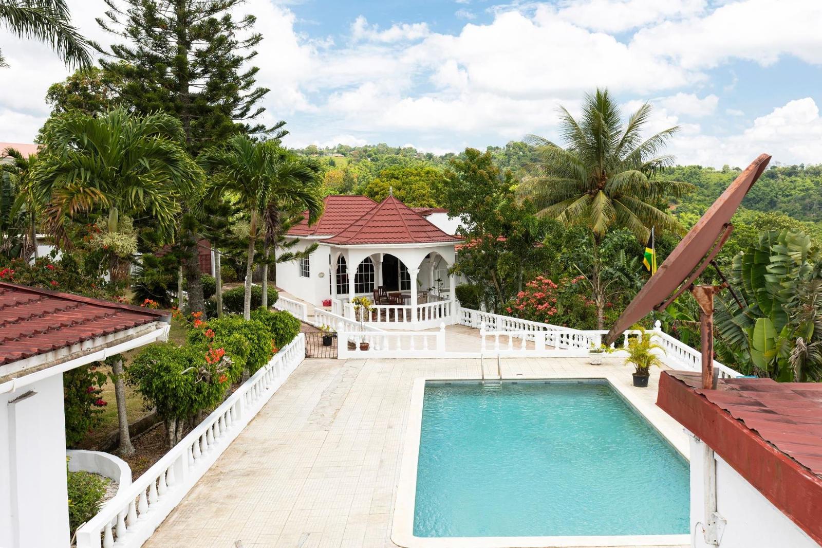 4-bedroom home for sale in Sanguinetti, Spalding, Clarendon, Jamaica — photo 3