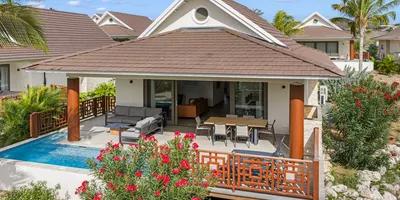3 bedroom villa in Blue Bay with panoramic golf course views — photo 3