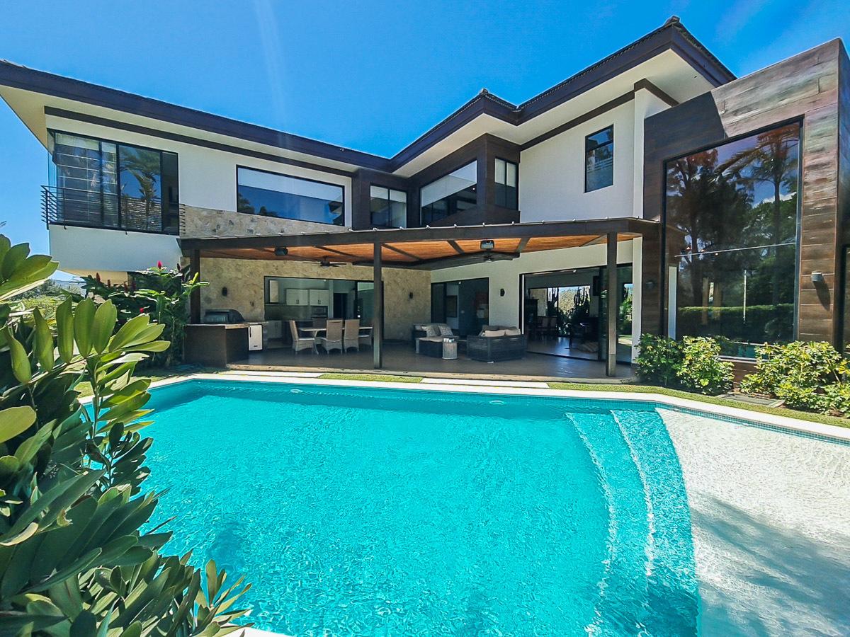 4 Bedroom House for Sale, Hacienda Los Reyes, La Guacima, Alajuela, Costa Rica — photo 2