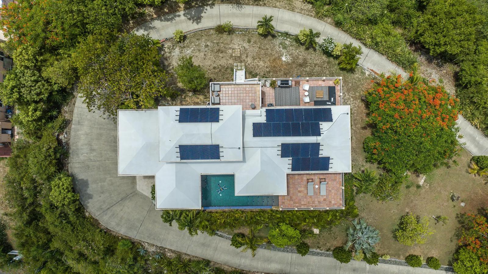 3 Beds 4 Baths 4,394 Sqft Villa in US Virgin Islands — photo 2