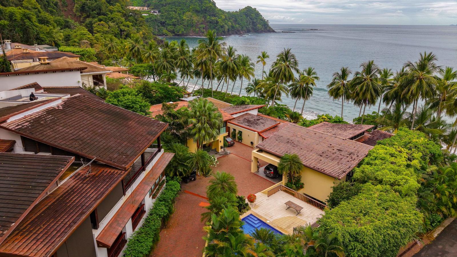 4 Bedroom Beach Home for Sale, Playa Escondida, Jaco, Puntarenas, Costa Rica — photo 2
