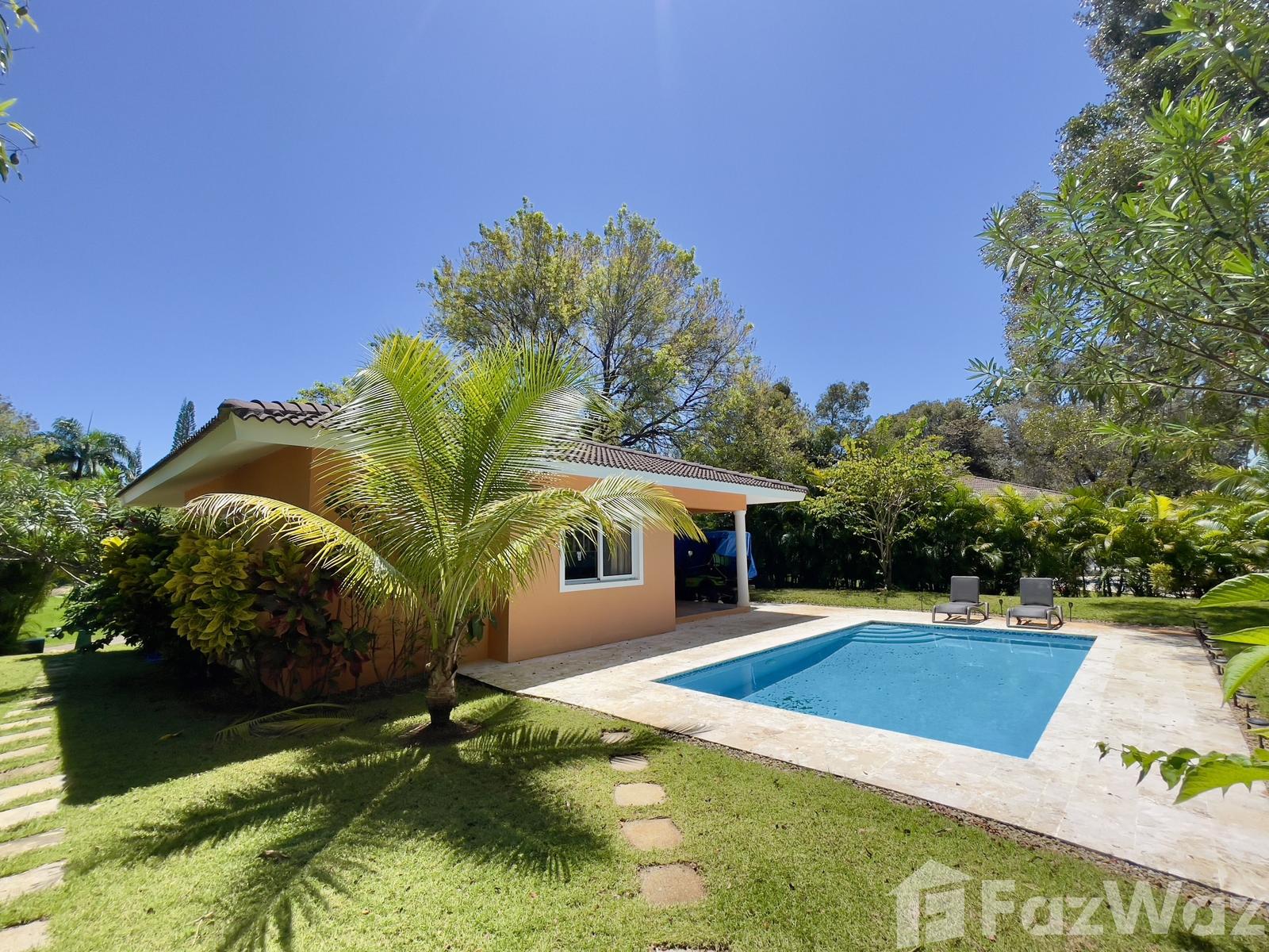 Charming Single-Level Villa with Pool - Gated Community — photo 3