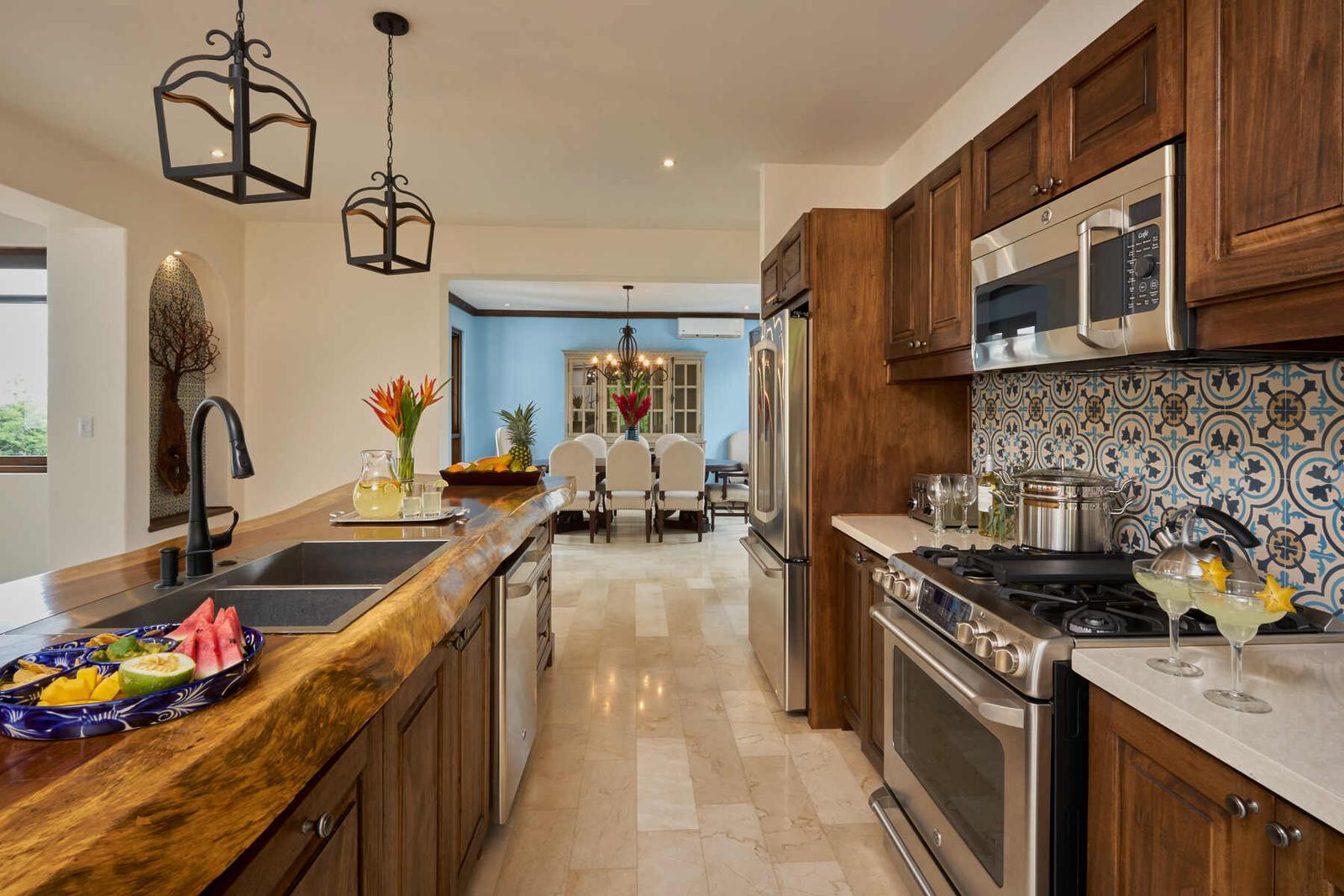 5 Bedroom Home for Sale, 7 Calle La Ronda, Las Catalinas, Guanacaste, Costa Rica — photo 3