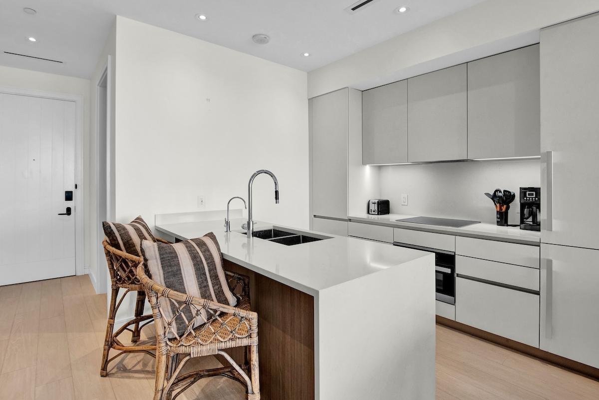 Goldwynn Unit 222, 2-bedroom apartment in Nassau — photo 3