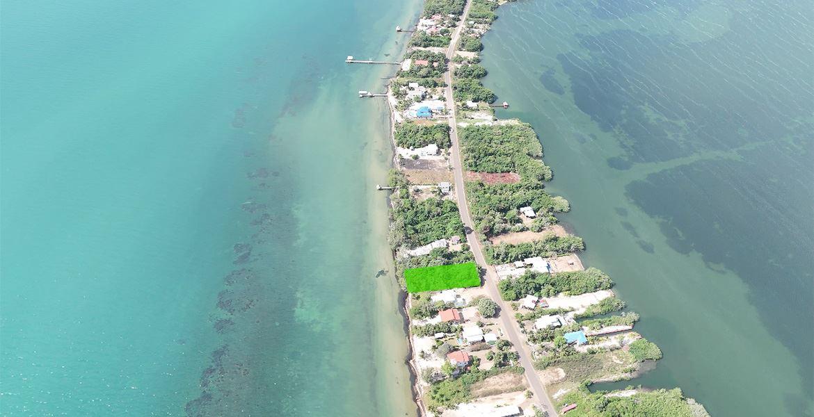 Lot 185 — The Perfect Beachfront Lot — photo 5