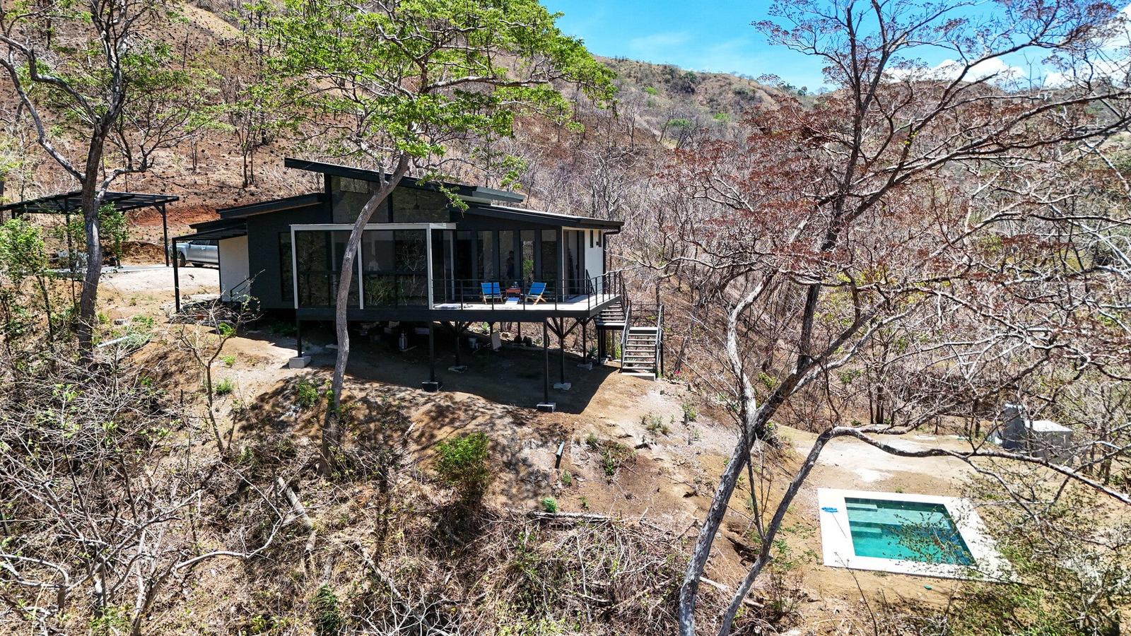 4 Bedroom Home for Sale in Playas del Coco — photo 4