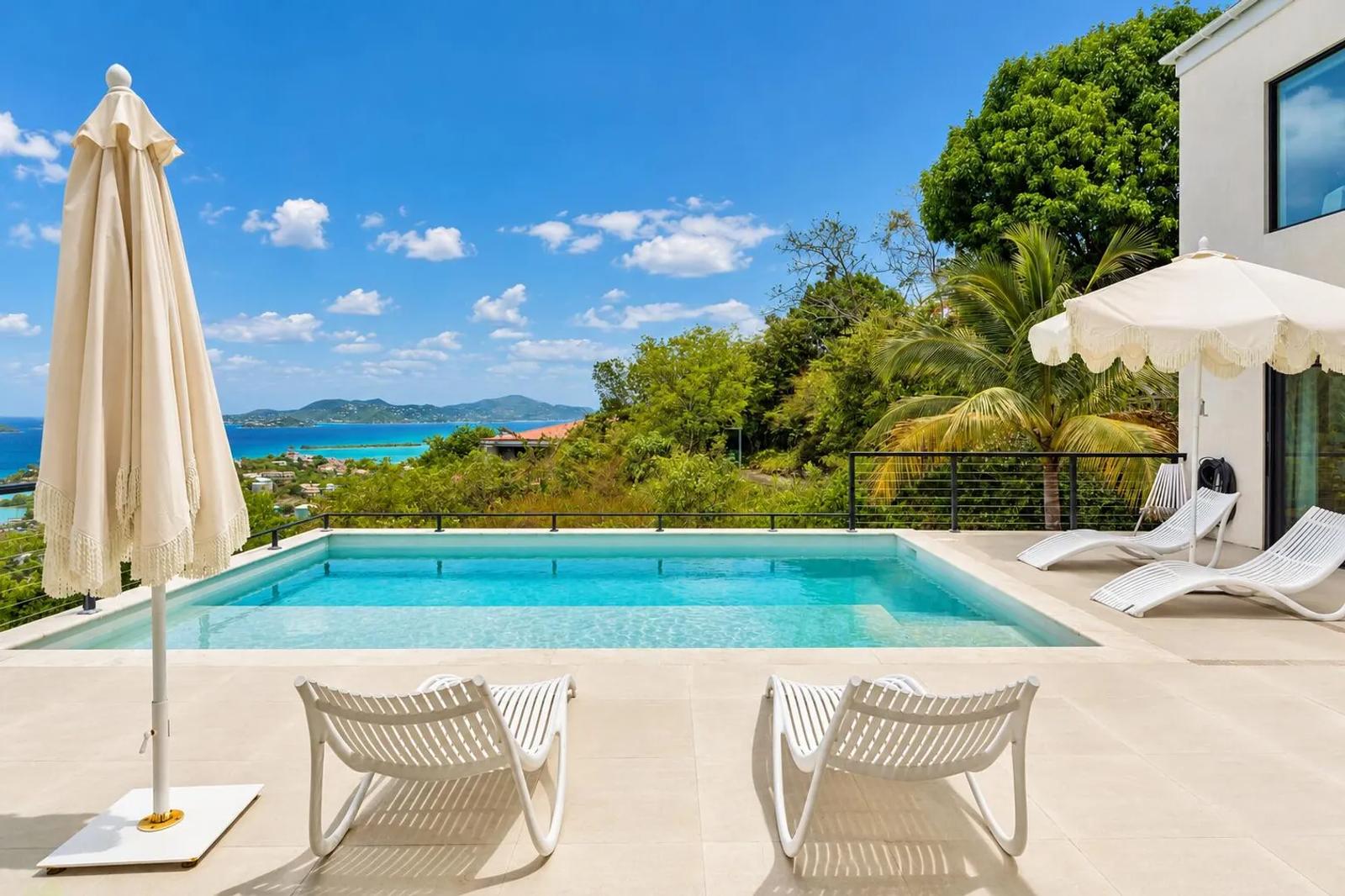 Salty Alibi, 5-bedroom villa in St. John — photo 5
