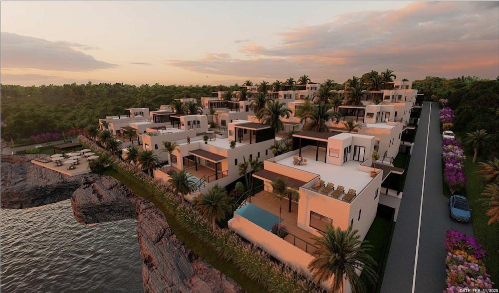 10.14-Acre Oceanfront Development Opportunity — photo 4