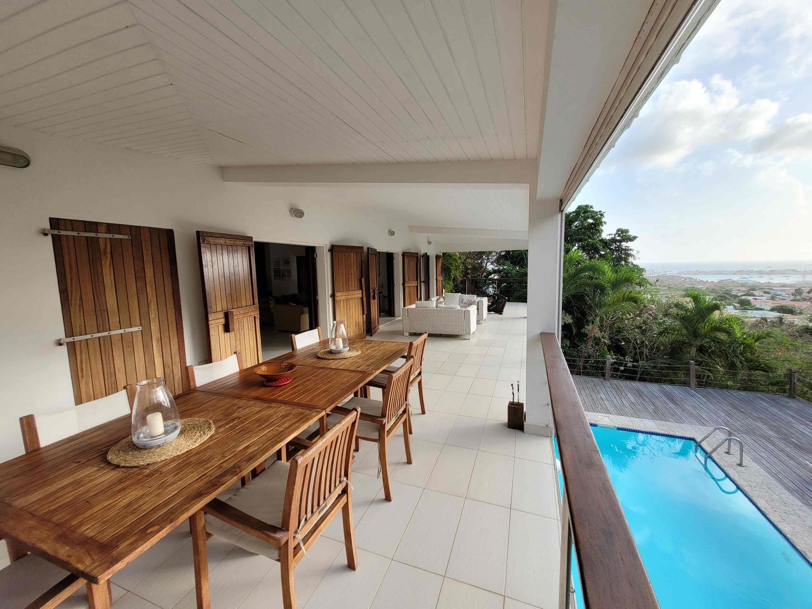 4-bedroom villa in Almond Grove, Sint Maarten with separate studio and pool — photo 3