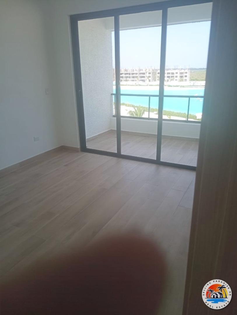 Penthouse - 3 Bedroom Plus Den - 2 Stories - 2450 Sq. Ft. — photo 5