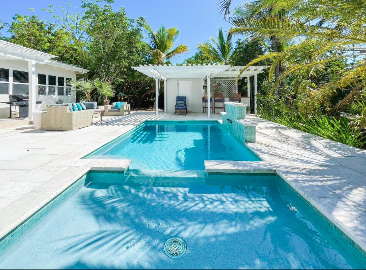 Luxury Villa in Leeward Turks and Caicos | Seagrape Villa for Sale — photo 2