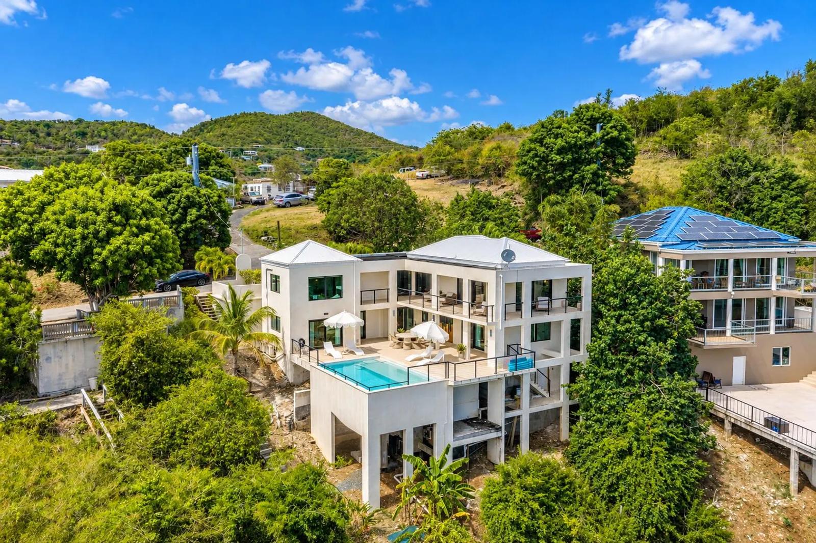 Salty Alibi, 5-bedroom villa in St. John — photo 2
