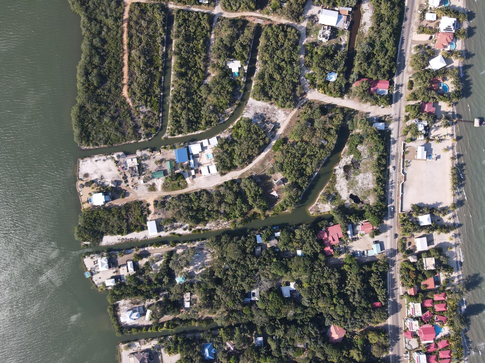 Maya Beach Canal Front Lot — photo 4