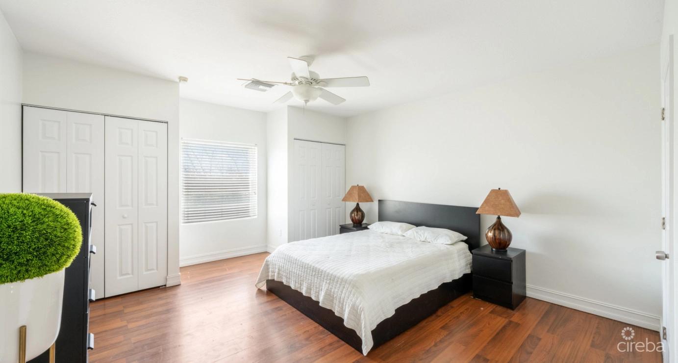 2-bedroom condo in George Town, Grand Cayman — photo 1