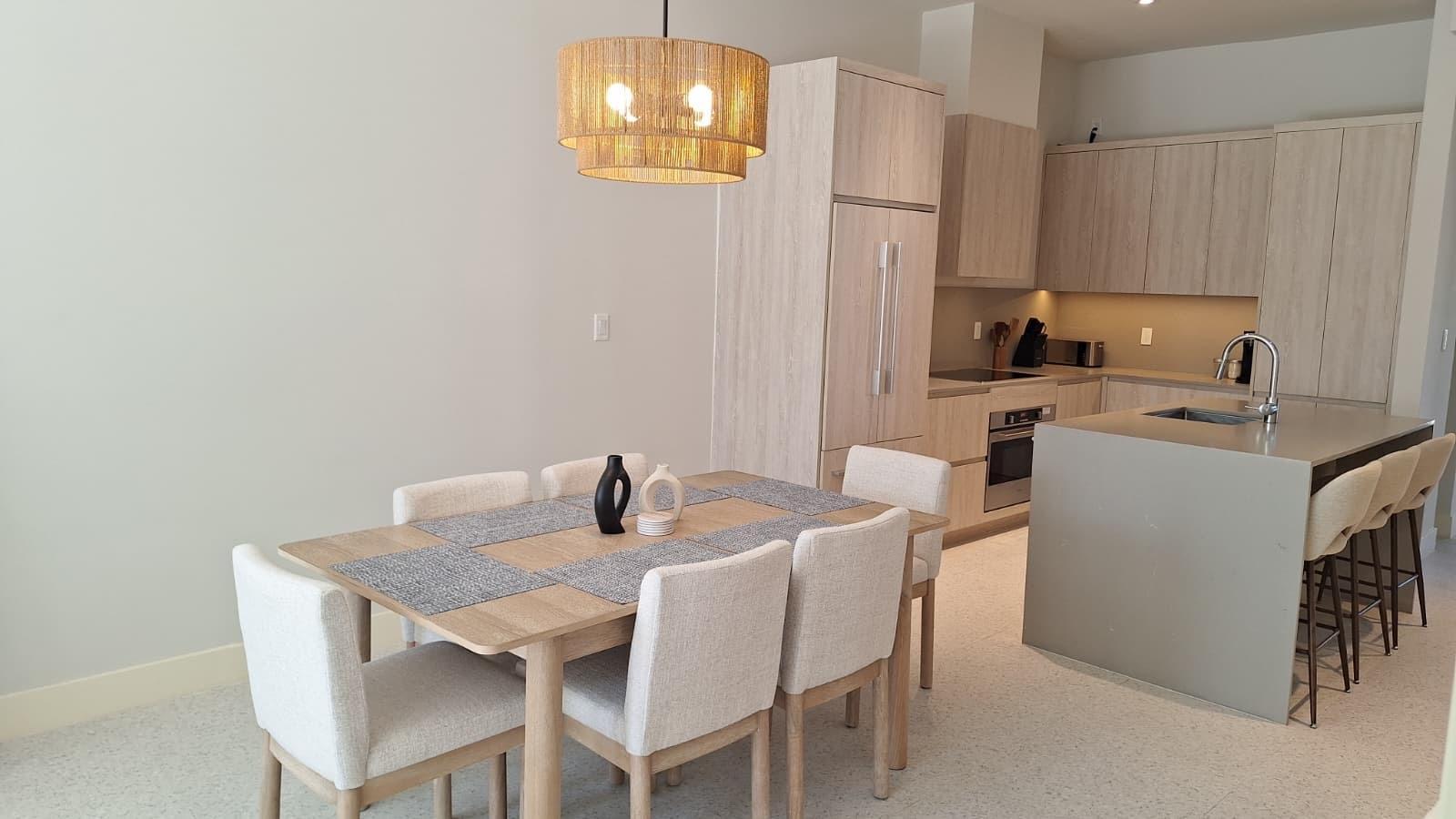 2-bedroom apartment in West End off West Bay St, Nassau — photo 4