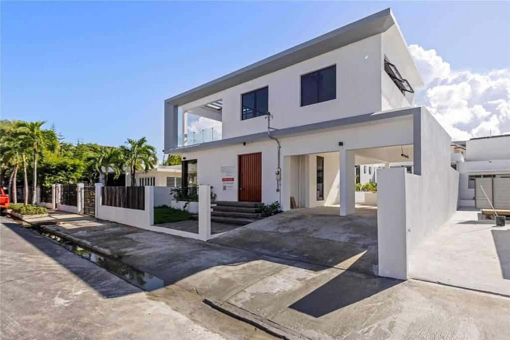 4 bedroom Single Family Home/House for sale — photo 3