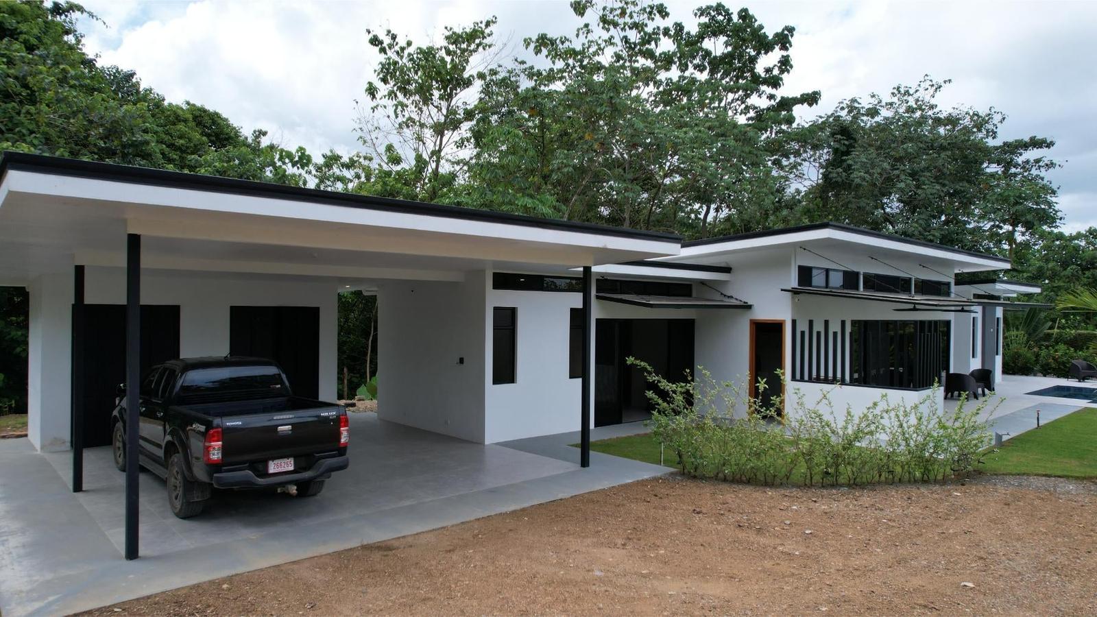 2 Bedroom Home for Sale in Ojochal, Puntarenas, Costa Rica — photo 3