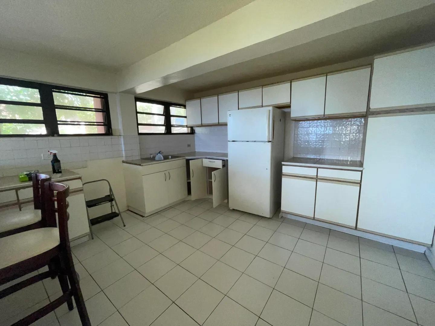 2 Bed, 1 Bath Apartment in Contant Ss, St. Thomas — photo 3