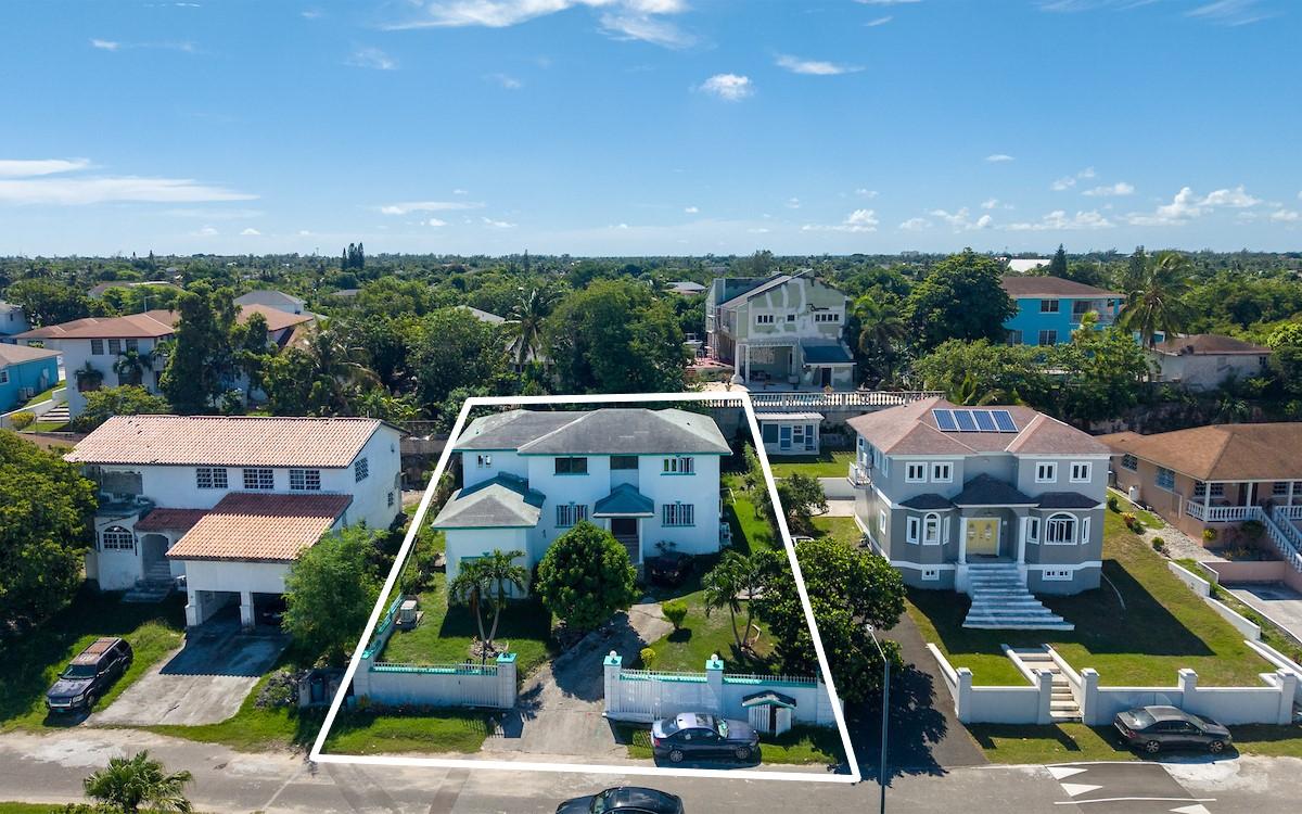 4 Bedroom Family Home for Sale, Eastern Estates, New Providence, Bahamas — photo 1