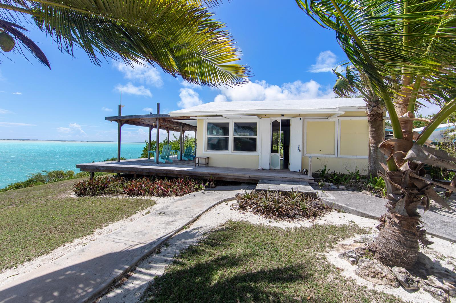 2 Bedroom Waterfront Property for Sale, Bottle Creek, North Caicos, Turks & Caicos — photo 4