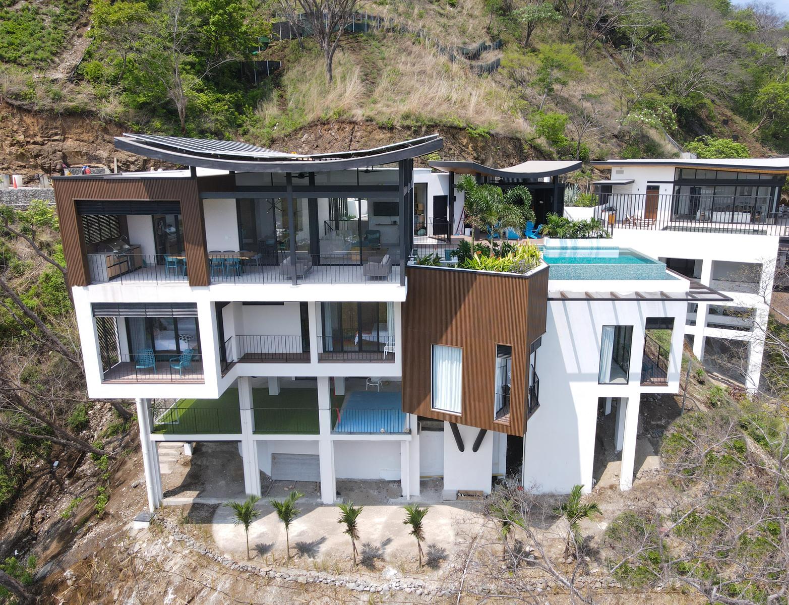 5 Bedroom Luxury Home for Sale in Senderos, Tamarindo — photo 4