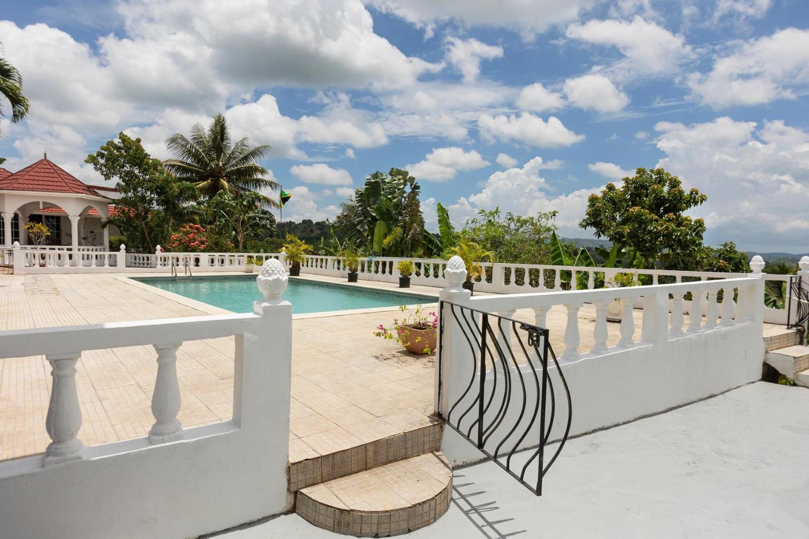 4-bedroom home for sale in Sanguinetti, Spalding, Clarendon, Jamaica — photo 4