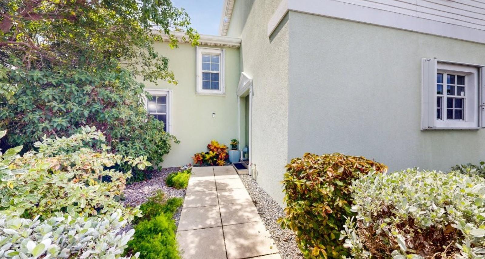 Happy 3 Bed Townhome At Garden Retreat In Gt — photo 3