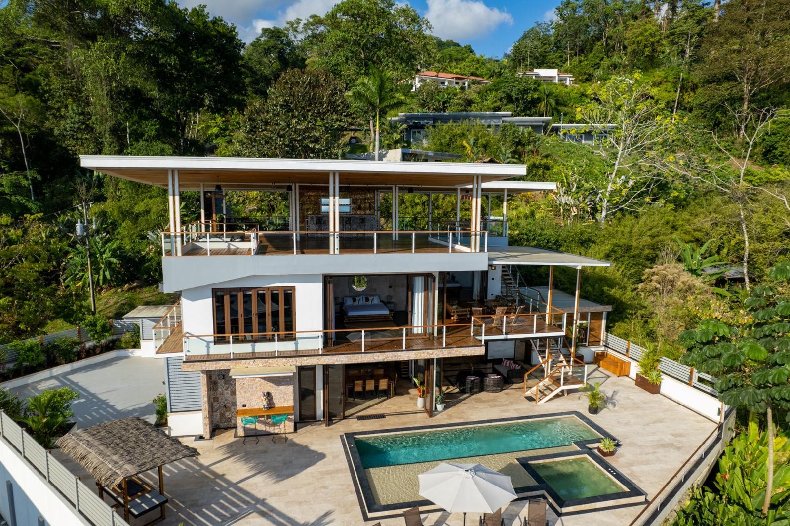 4 Bedroom Ocean-View Villa for Sale, Uvita, Costa Ballena, Costa Rica — photo 1