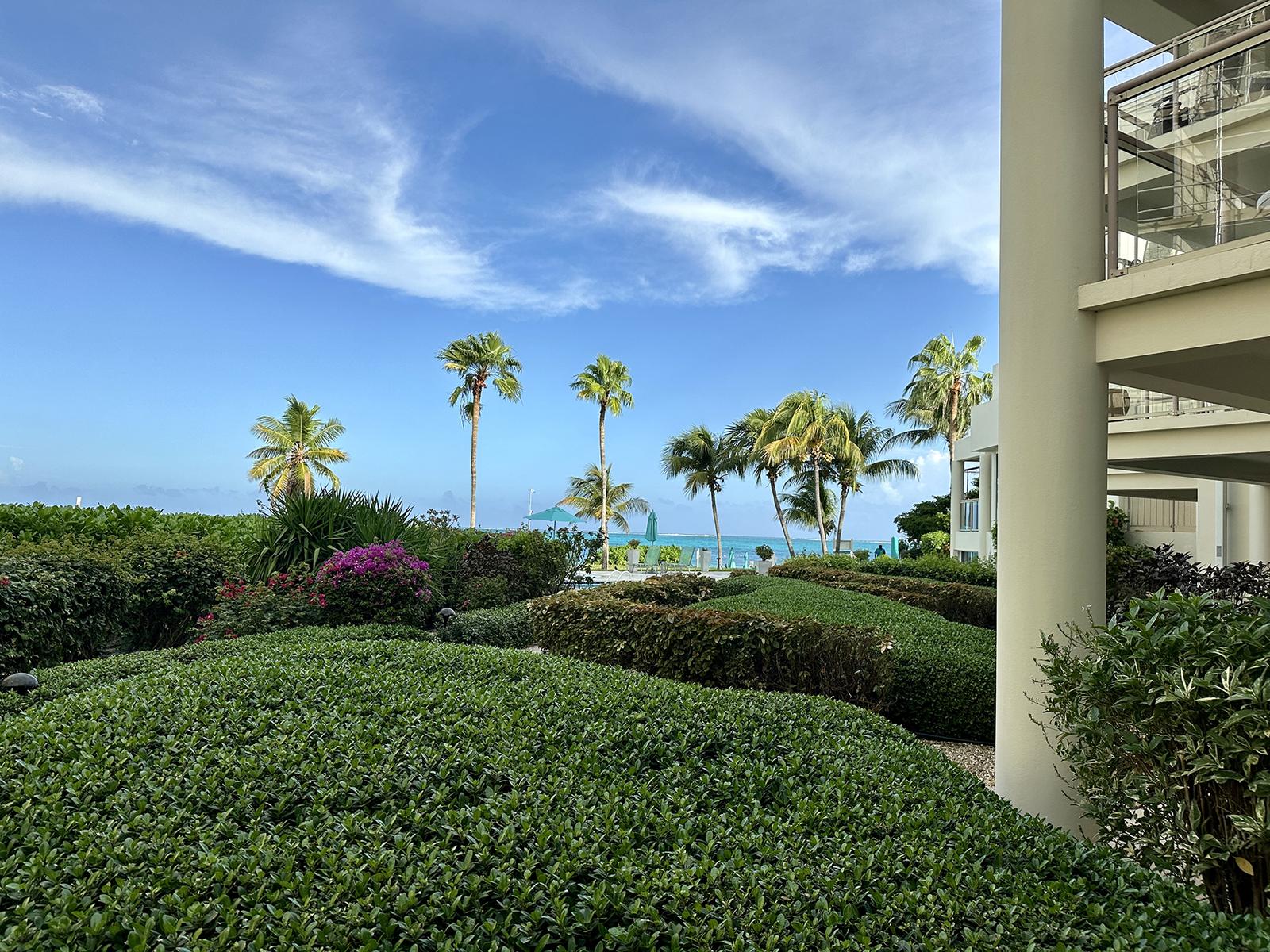 1 Bedroom Beachfront Suite 4104 for Sale, Coral Gardens, Grace Bay, Providenciales, Turks & Caicos — photo 2