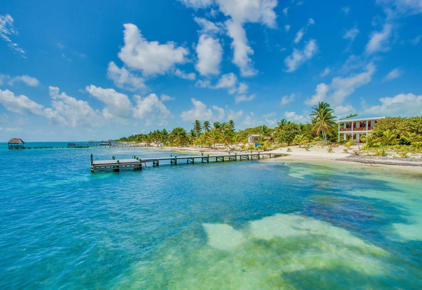 5 Bedroom Luxury Beachfront Home for Sale, San Pedro, Ambergris Caye, Belize — photo 1