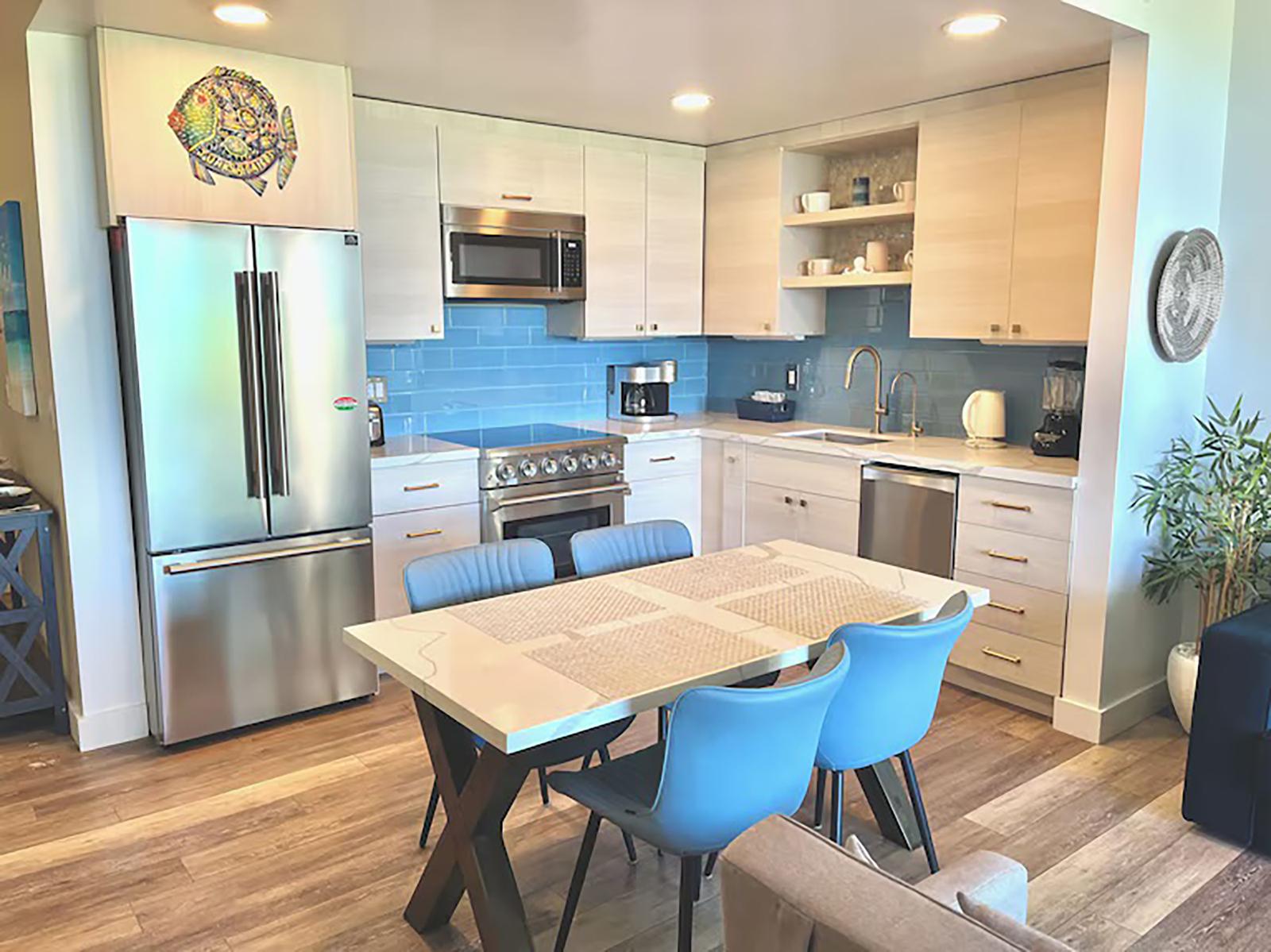 1 Bedroom Beachfront Suite 4104 for Sale, Coral Gardens, Grace Bay, Providenciales, Turks & Caicos — photo 5