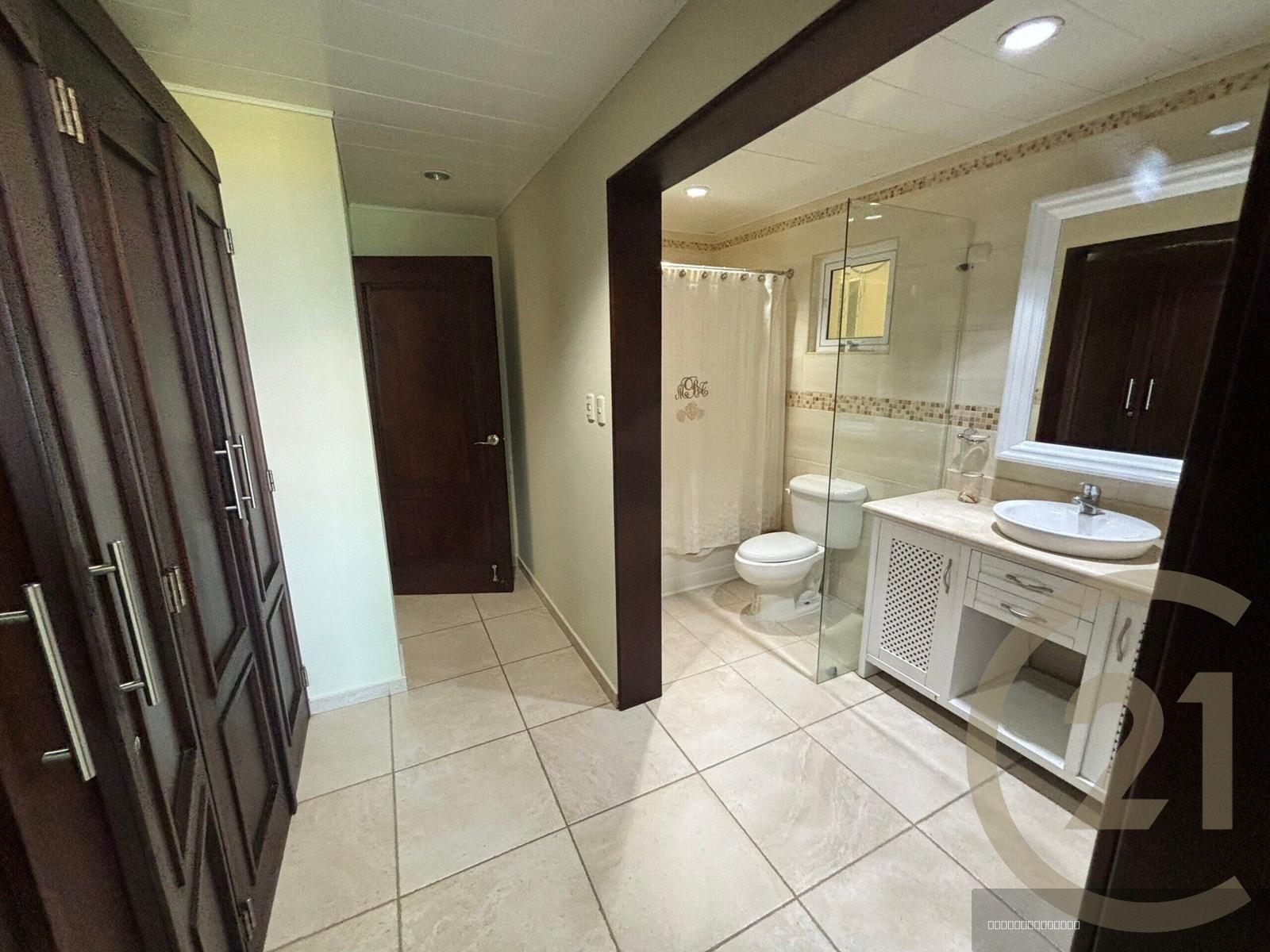 Oceanfront 3-Bedroom Apartment in Sosúa — photo 4