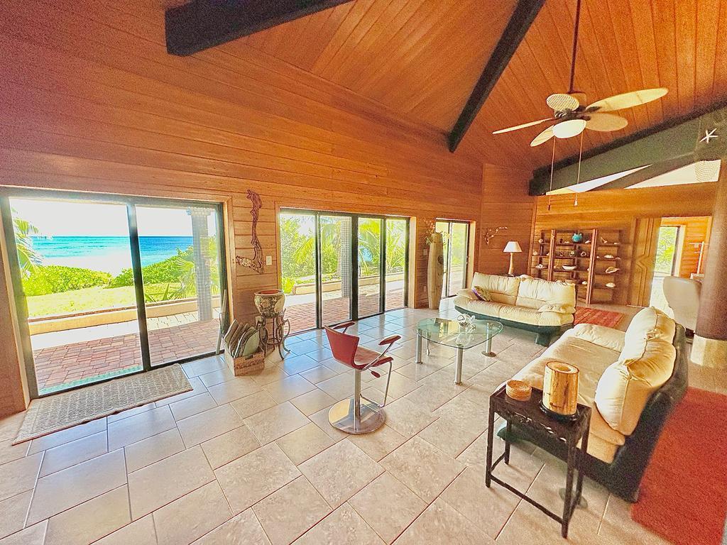 3 Bedroom Beachfront Home for Sale, Port Howe, Cat Island, Bahamas — photo 3