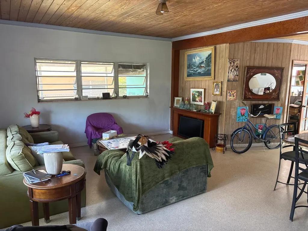 4-bedroom house in Regency Park — photo 3