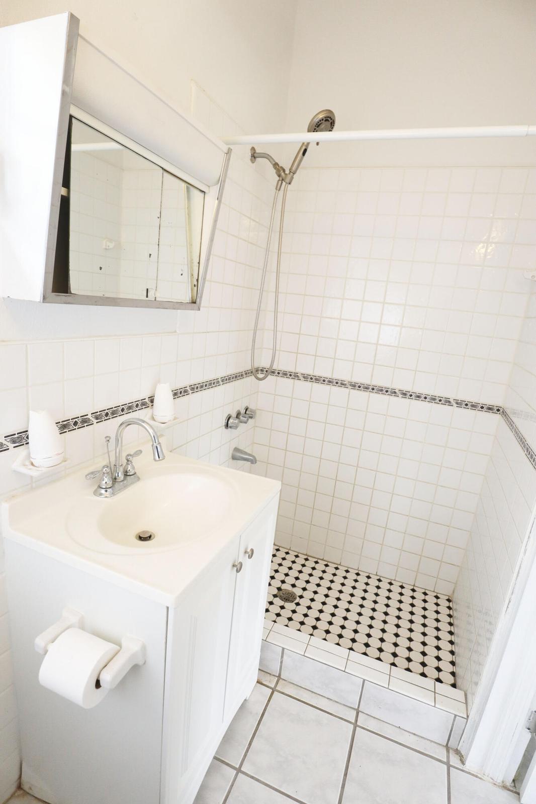 1-bedroom, 1-bathroom apartment for rent in Herman Hill Estate, St. Croix, US Virgin Islands — photo 4