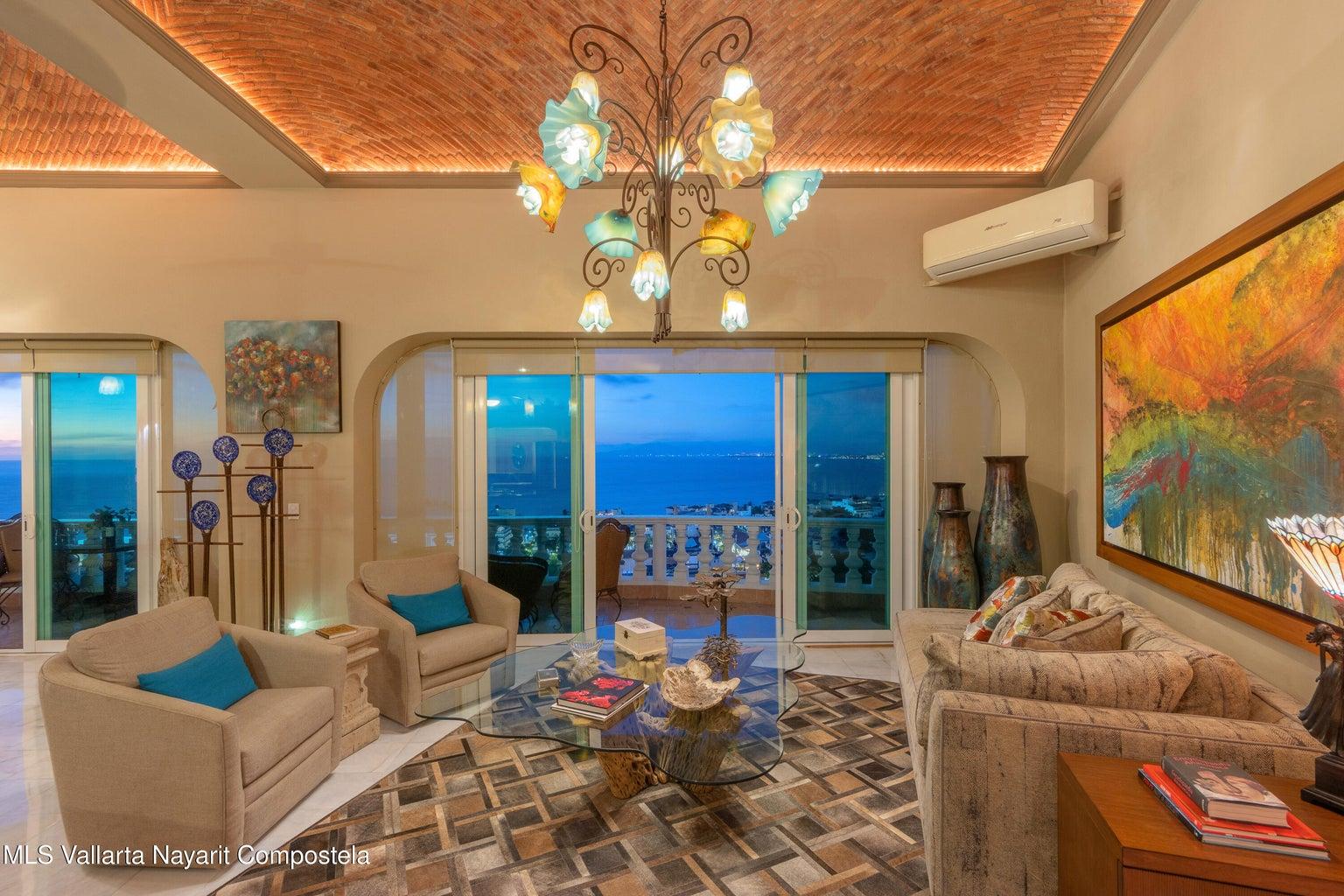 3 Bedroom Penthouse Condo 5 for Sale, Vista al Mar, Puerto Vallarta, Jalisco, Mexico — photo 5