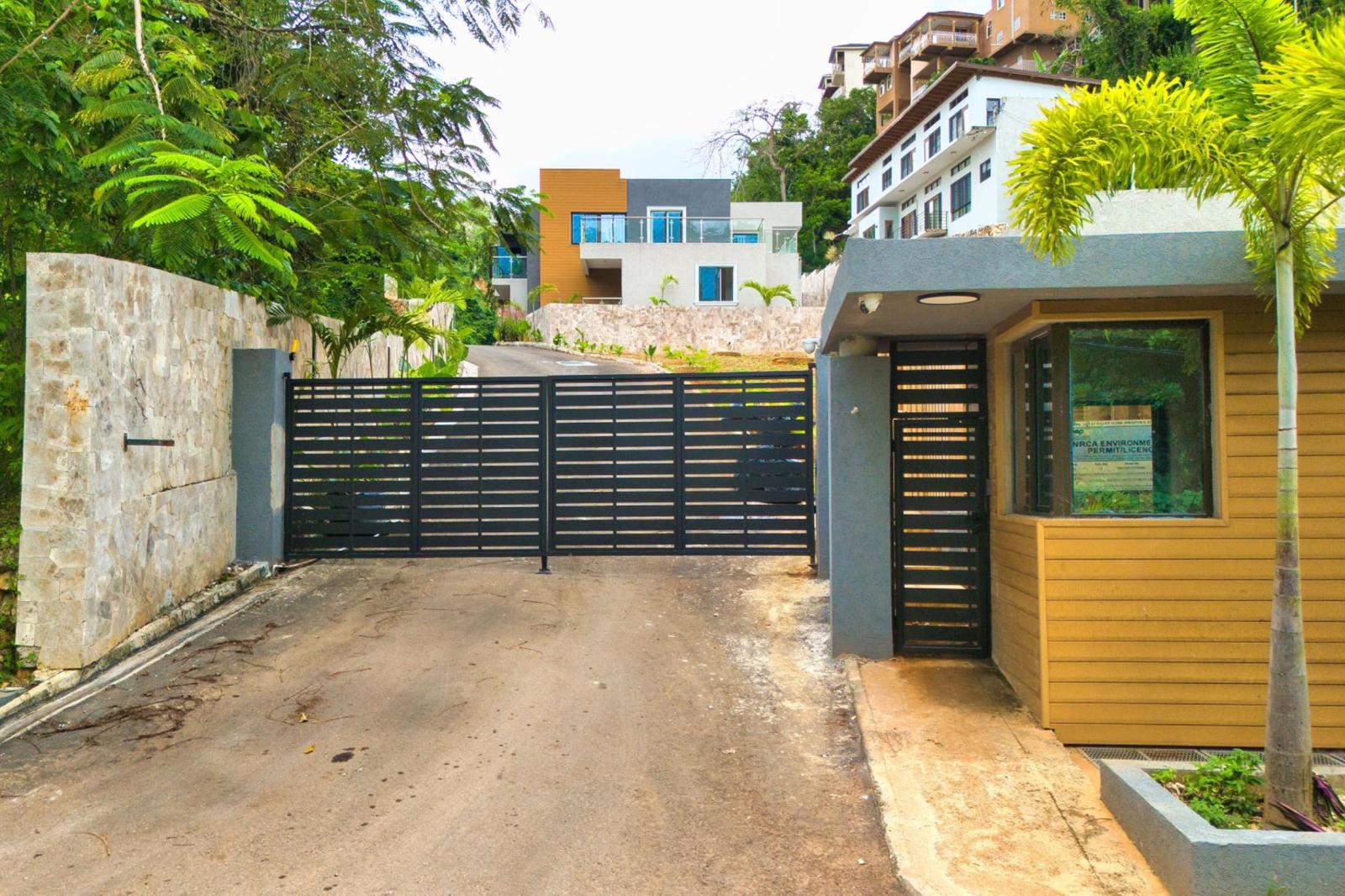3-bedroom furnished apartment in Stony Hill, Kingston 9, Jamaica — photo 3