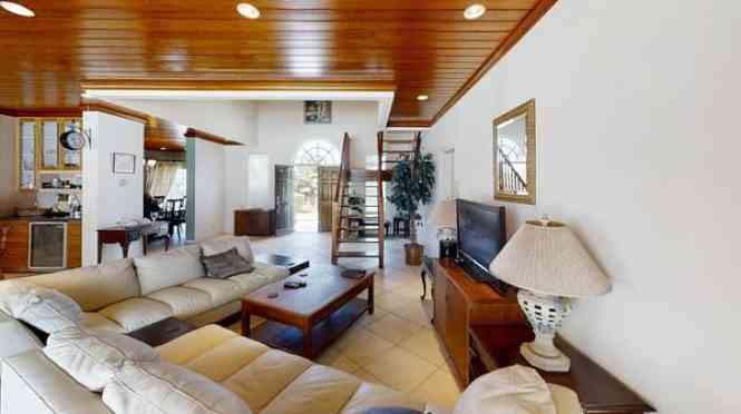 4 Bed Property Incl Private Beach, Pool & Boat Dock — photo 4
