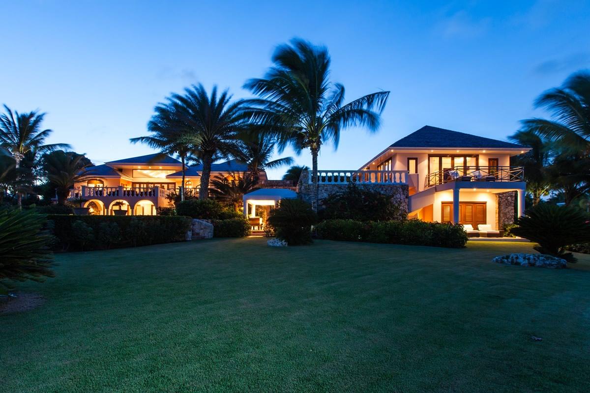 9 Bedroom Ultra-Luxury Beachfront Home for Sale, Little Harbour, Anguilla — photo 5