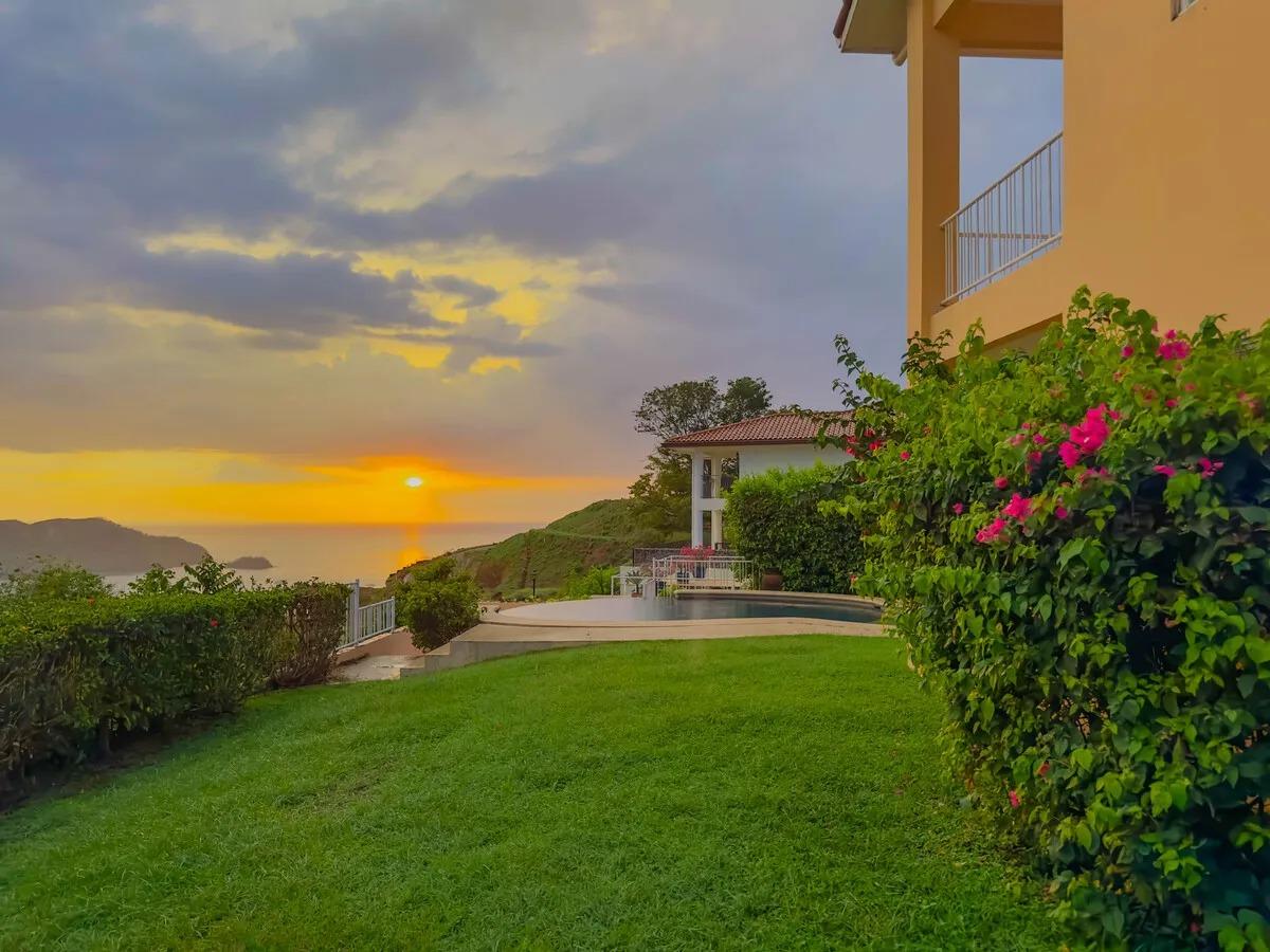 3 Bedroom Home for Sale, Altos del Cacique, Playa Hermosa, Guanacaste, Costa Rica — photo 2