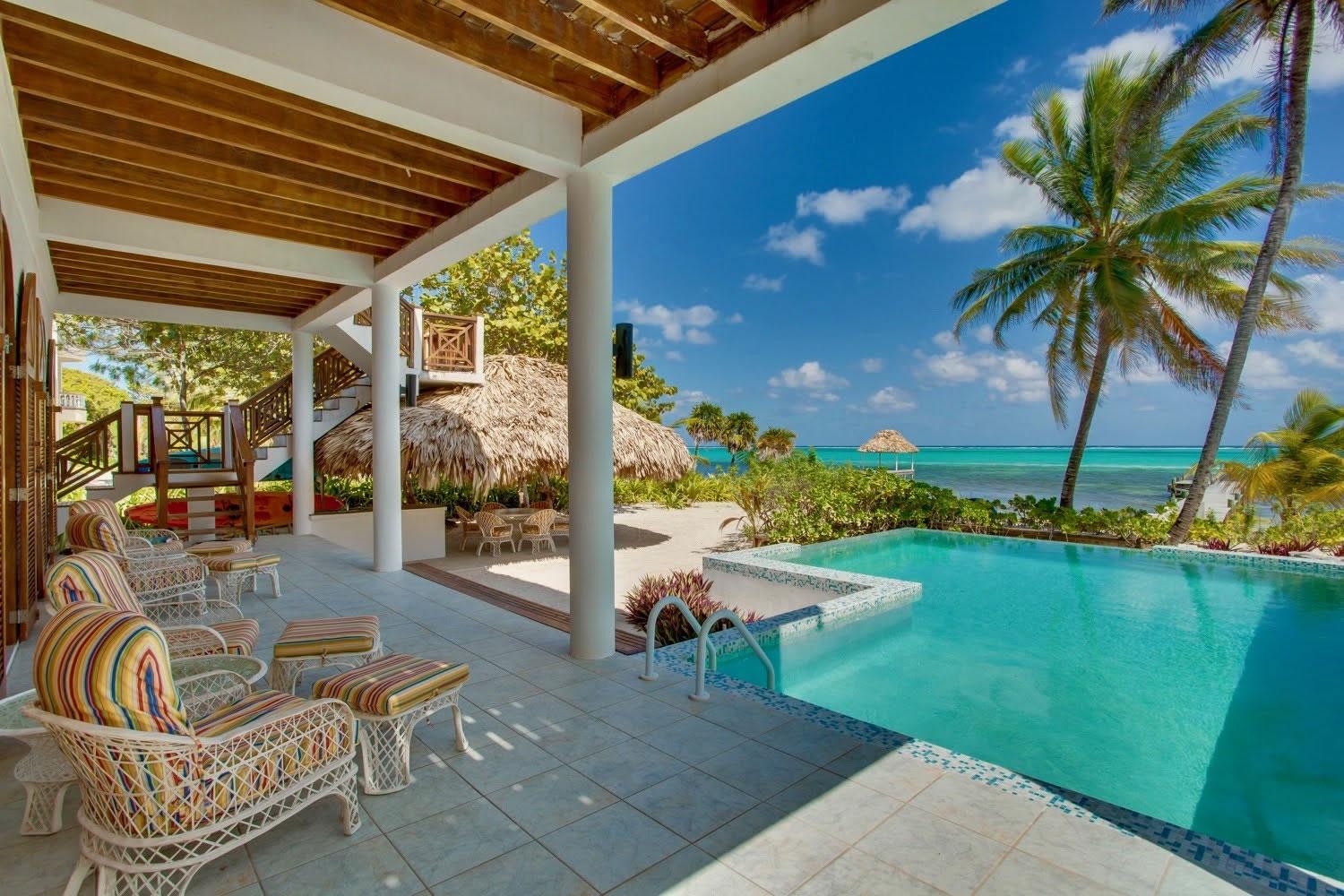 5 Bedroom Luxury Beachfront Home for Sale, San Pedro, Ambergris Caye, Belize — photo 2