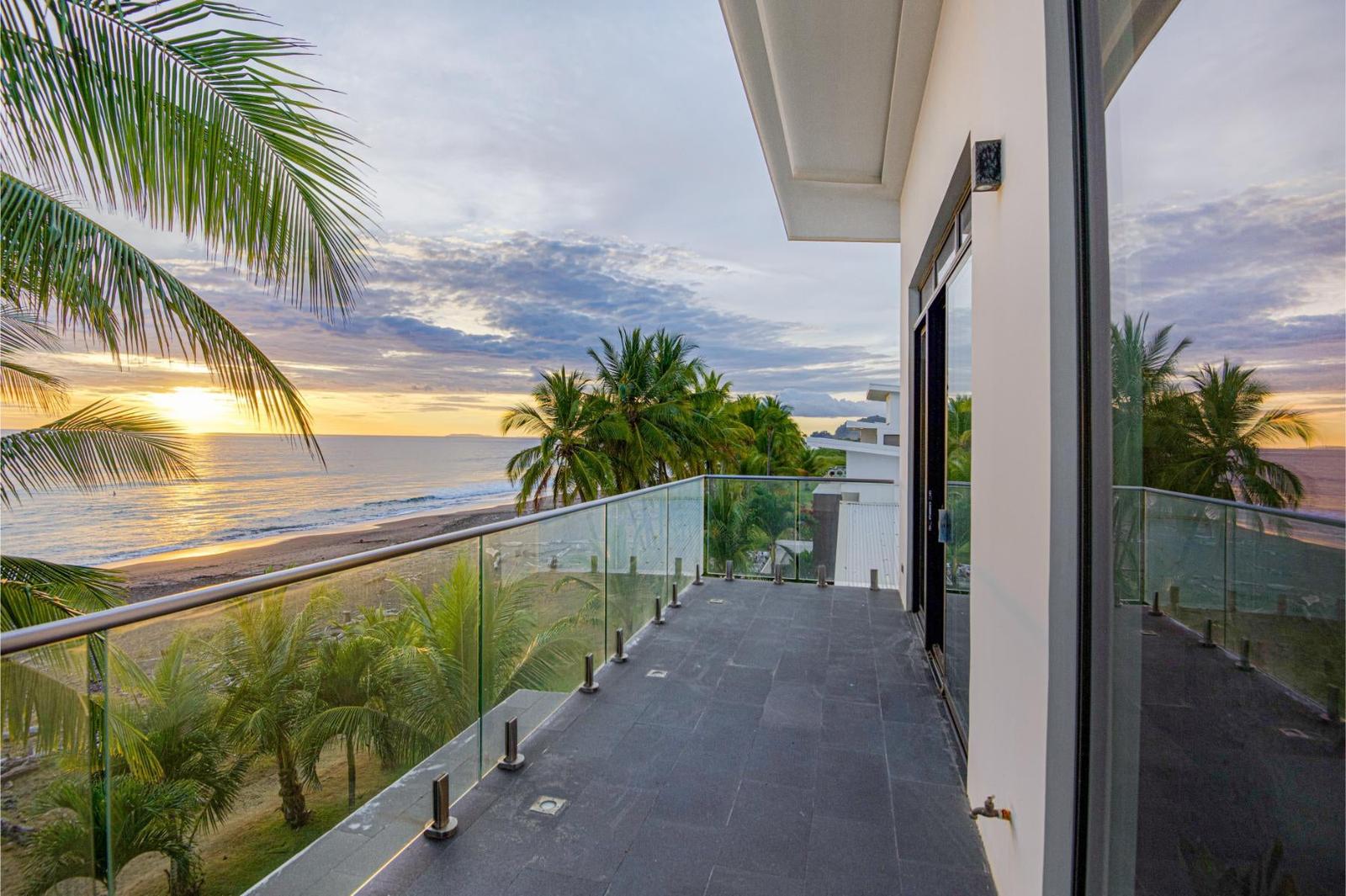 6 Bedroom Beachfront Estate for Sale in Jaco, Costa Rica — photo 5