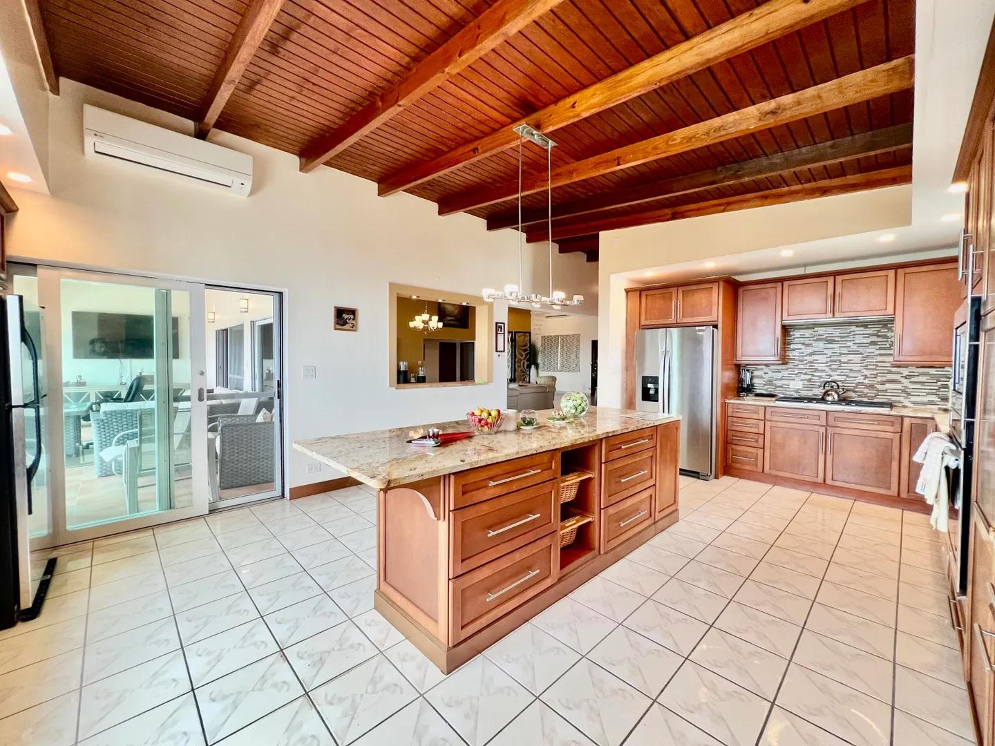 4 Beds 2 Baths House for Rent — photo 5