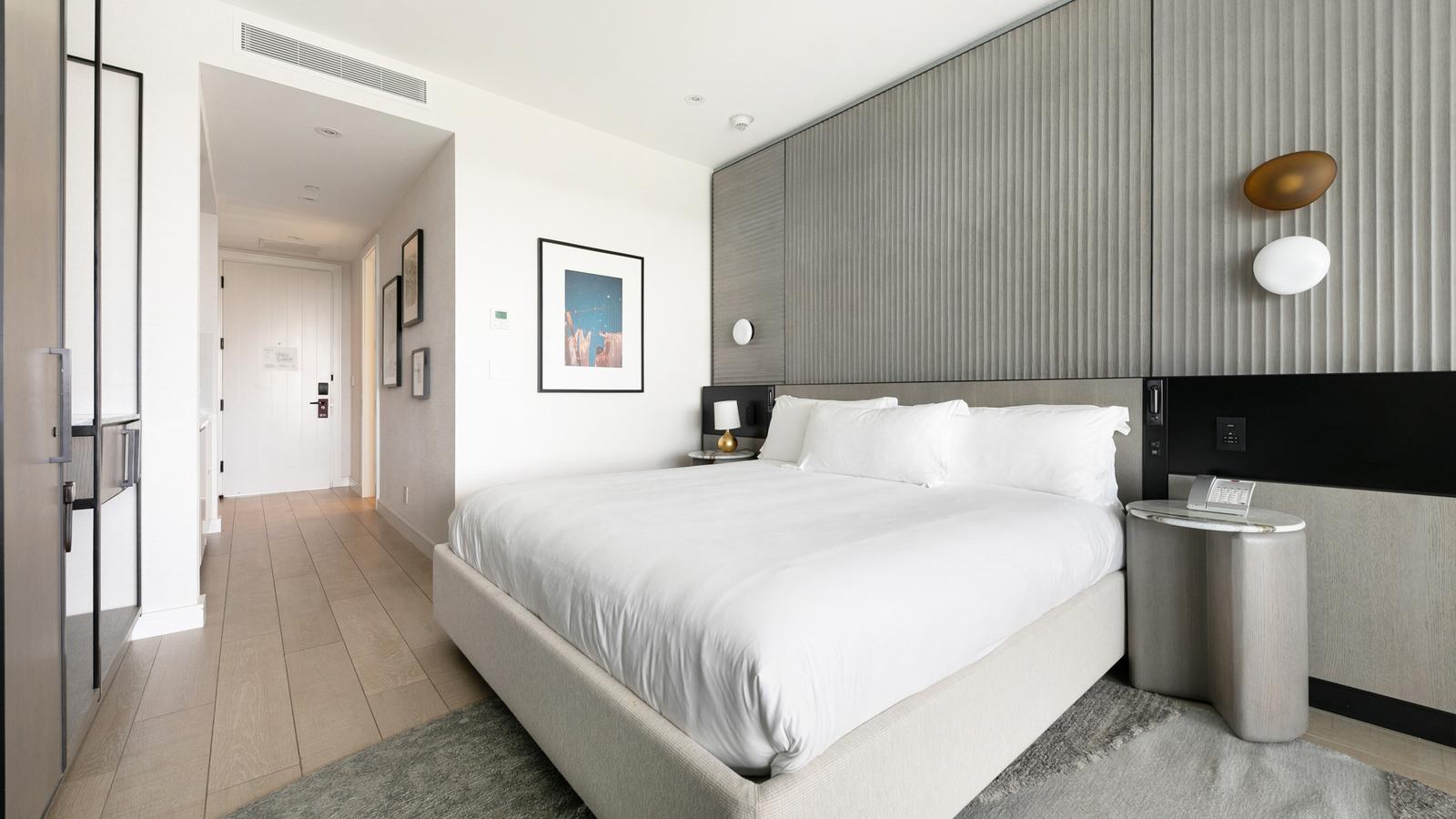 1-bedroom suite in Goldwynn Resort, Cable Beach, Bahamas — photo 4