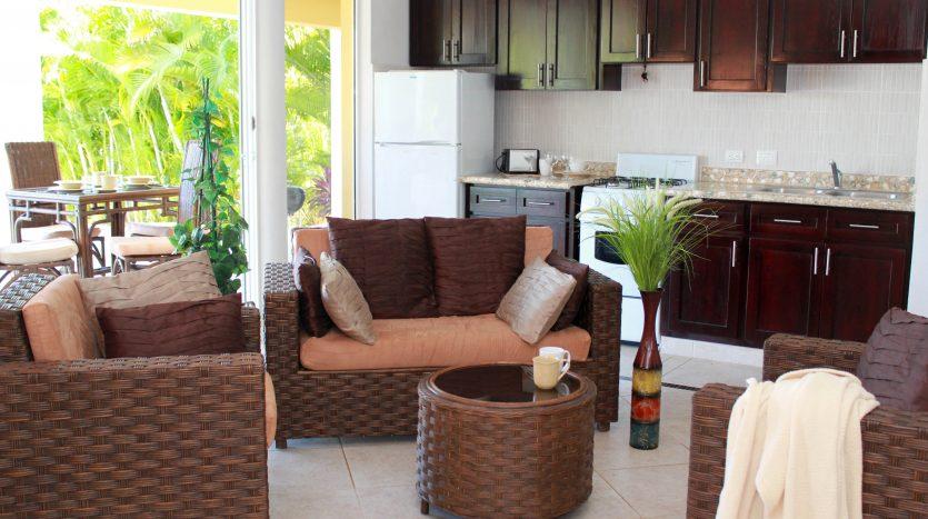 Large 2 Level Villa In Gated Community — photo 2
