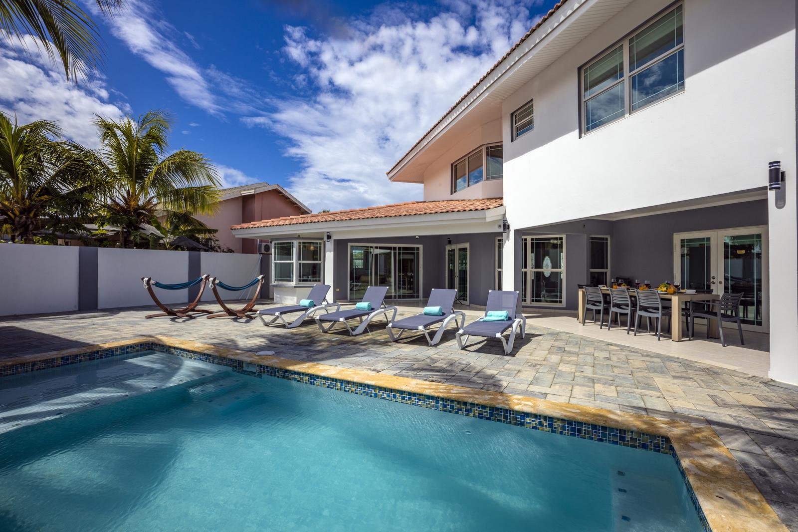 San Miguel 56 C, Oranjestad, Aruba — photo 1