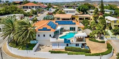 5 Bedroom Home for Sale in Jan Thiel, Curaçao — photo 1