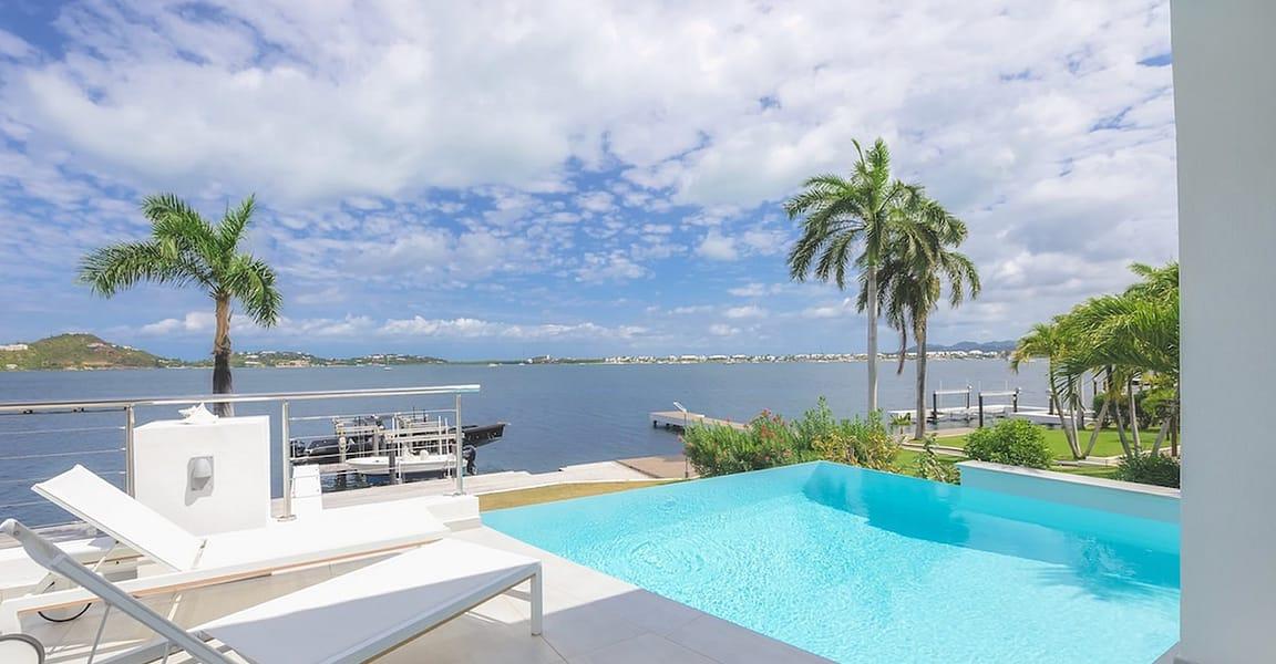 4 Bedroom Waterfront Luxury Villa for Sale, Aquamarina, St Maarten — photo 2